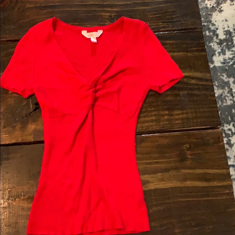 Red stretchy shirt